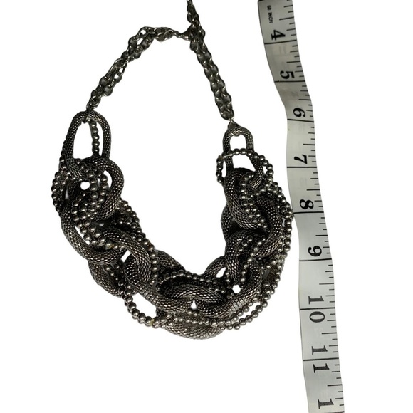 New with Tags Silver Large Chain Link Chocker w/ extension Necklace & Earrings - Picture 5 of 10